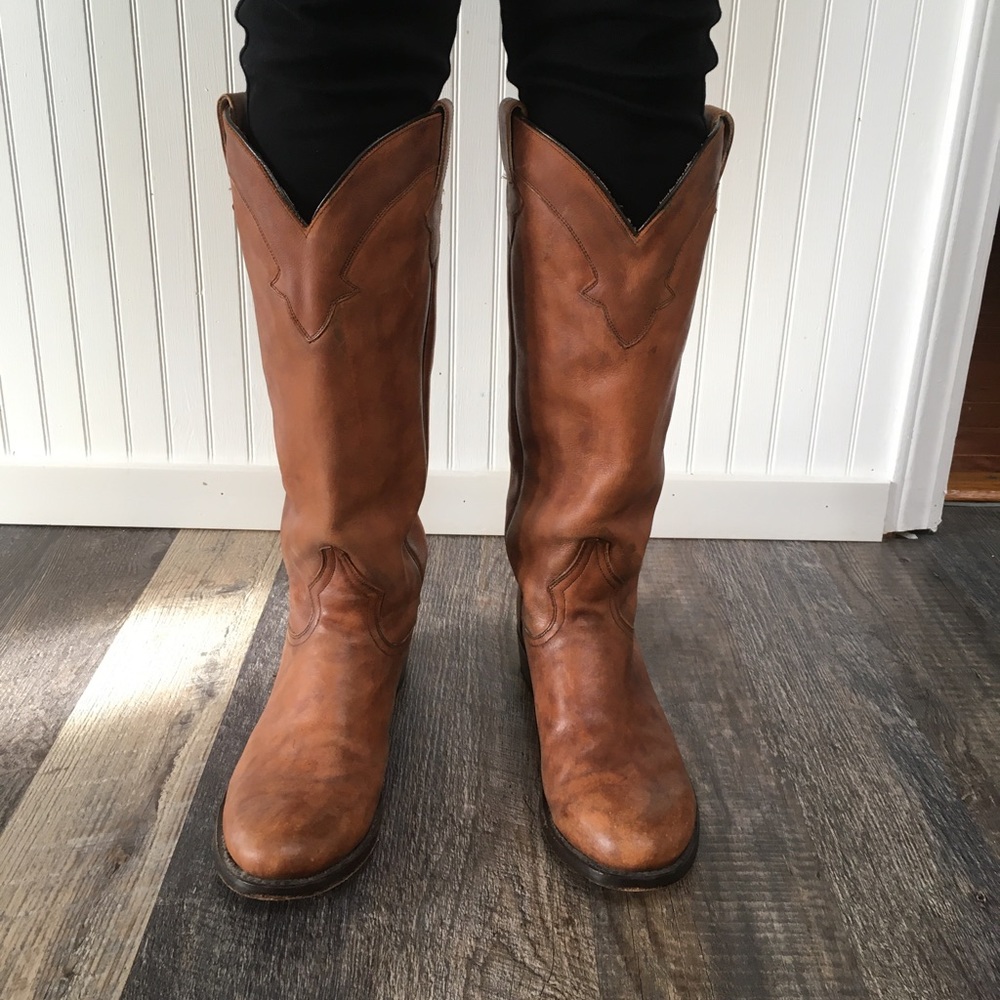 Stetson Women’s Tall Cowgirl boots.